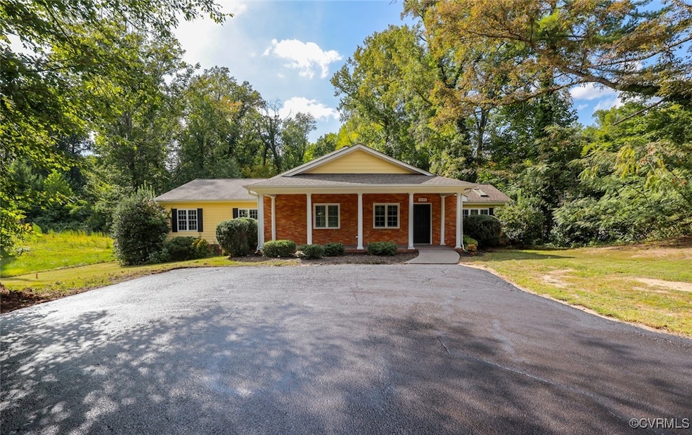 3400 E Weyburn Rd, Richmond, VA 23235 - photo 1