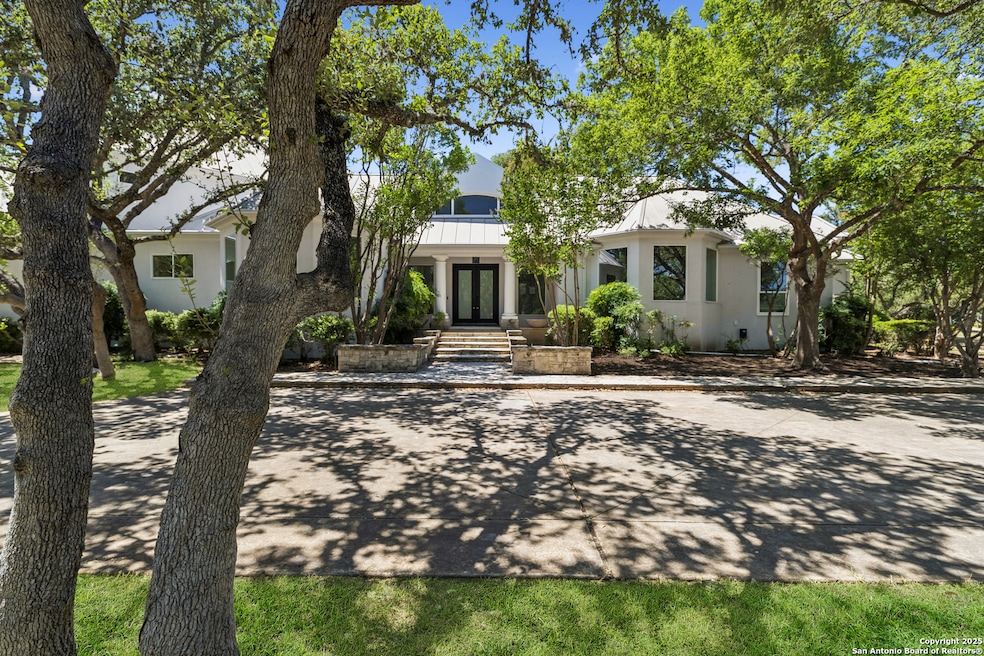 207 Box Oak, Shavano Park, TX 78230 - photo 1