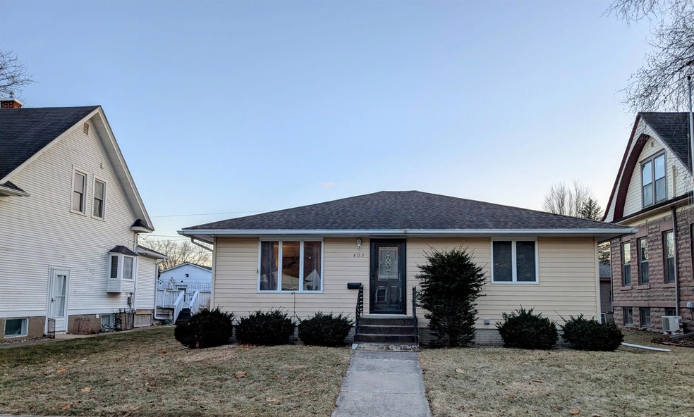 603 Center Ave, Decorah, IA 52101 - photo 1