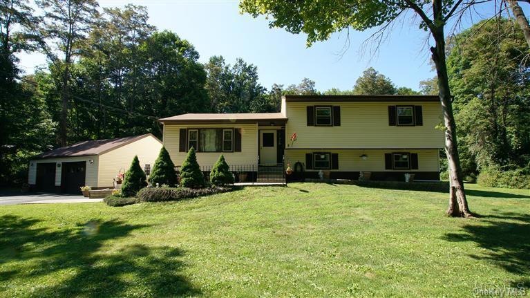 151 Hustis Rd, Cold Spring, NY 10516 - photo 1