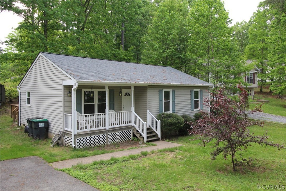 745 Canterbury Dr, Ruther Glen, VA 22546 - photo 1