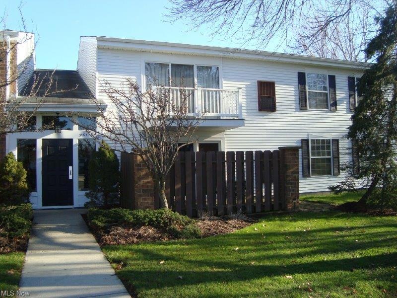 26175 Raintree Blvd unit D10, Olmsted Falls, OH 44138 - photo 1