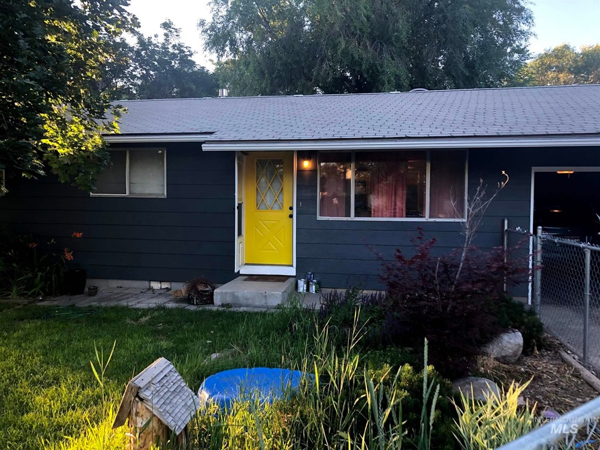 604 E Florida Ave, Nampa, ID 83686 - photo 1
