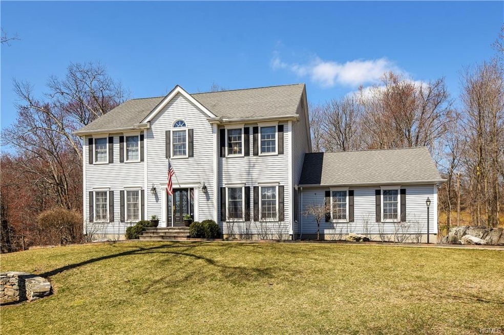 2 Veronica Ct, Cortlandt Manor, NY 10567 - photo 1