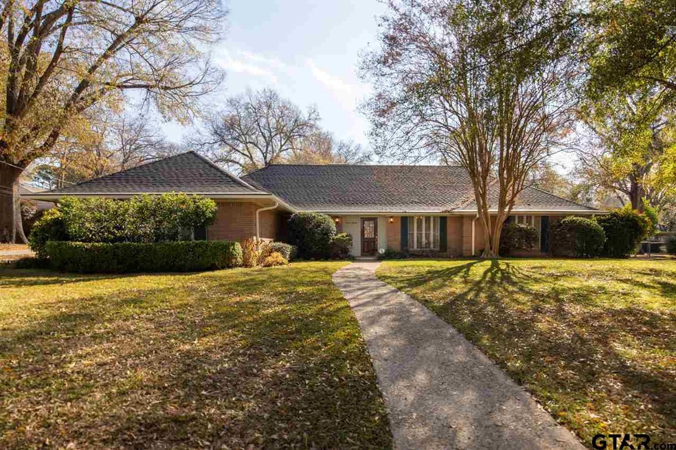 720 720 Trenton, Tyler, TX 75703 - photo 1