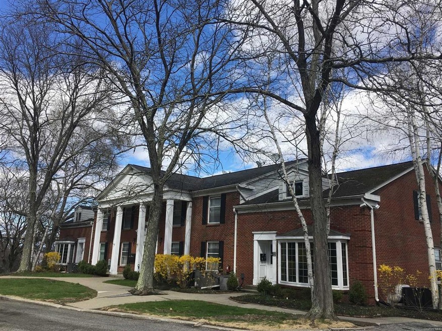 100 Haviland Rd unit 201, Highland, NY 12528 - photo 1