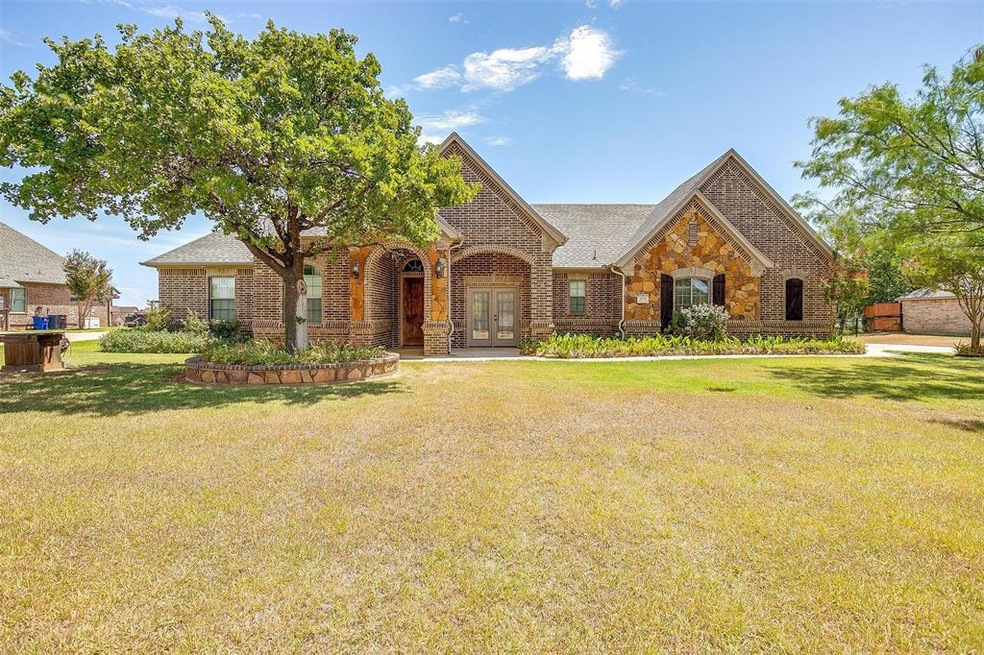 609 Morrow Rd, Springtown, TX 76082 - photo 1