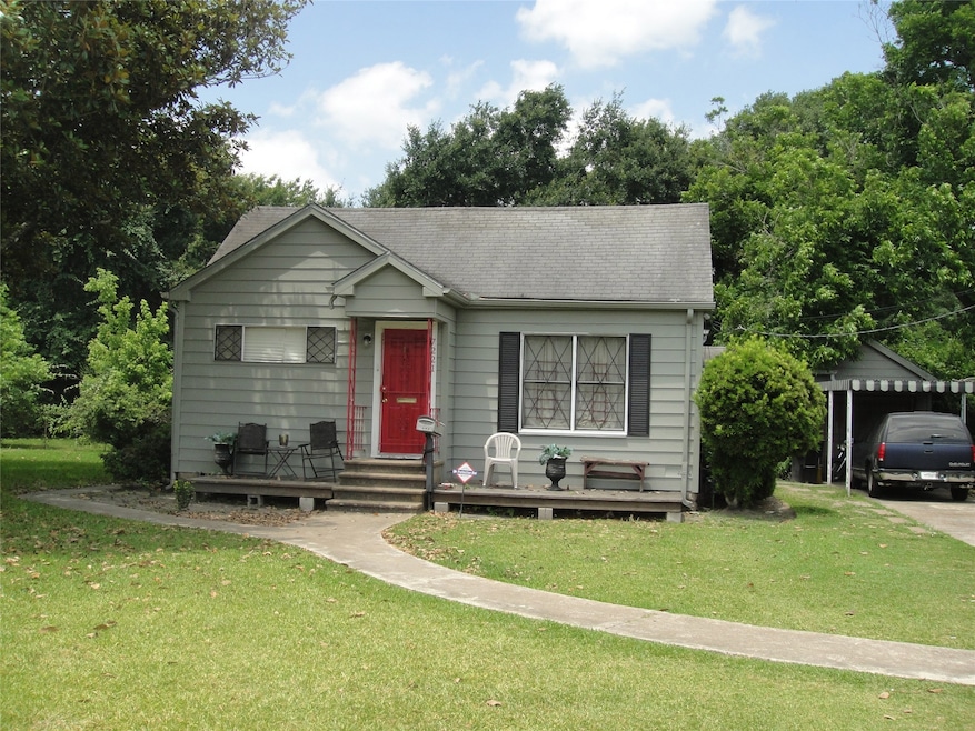 7221 Lockwood Dr, Houston, TX 77016 - photo 1