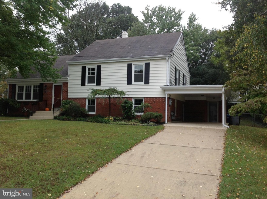 923 Croton Dr, Alexandria, VA 22308 - photo 1