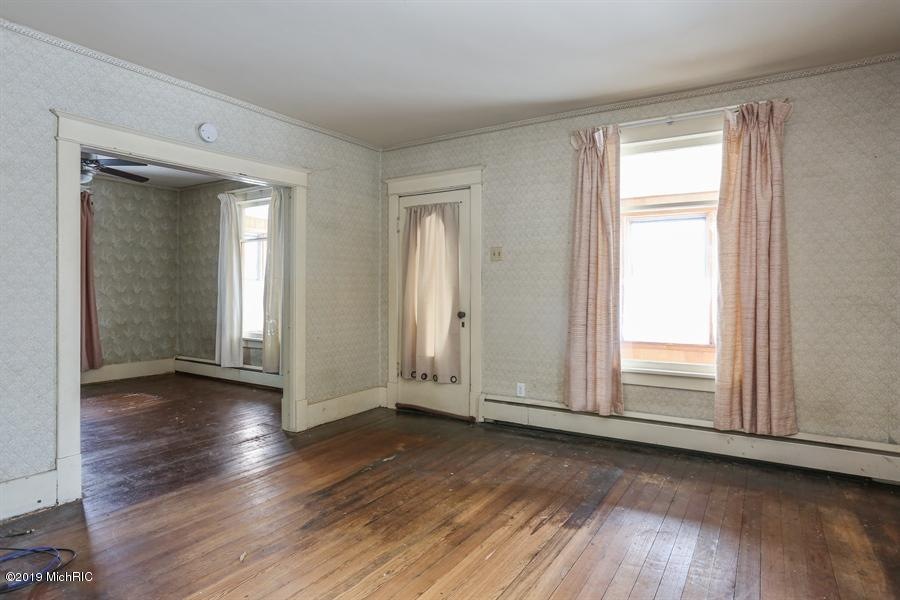 16902 Three Oaks Rd, Three Oaks, MI 49128 - photo 1