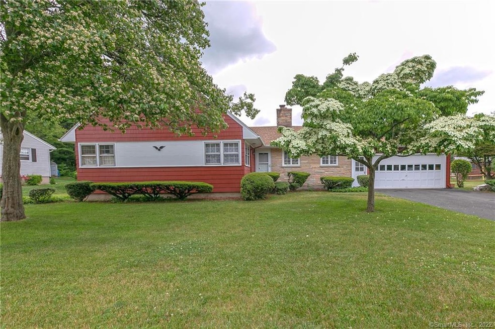 28 Wilbrook Rd, Stratford, CT 06614 - photo 1