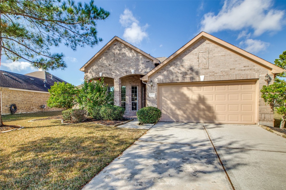 29823 S Legends Chase Cir, Spring, TX 77386 - photo 1