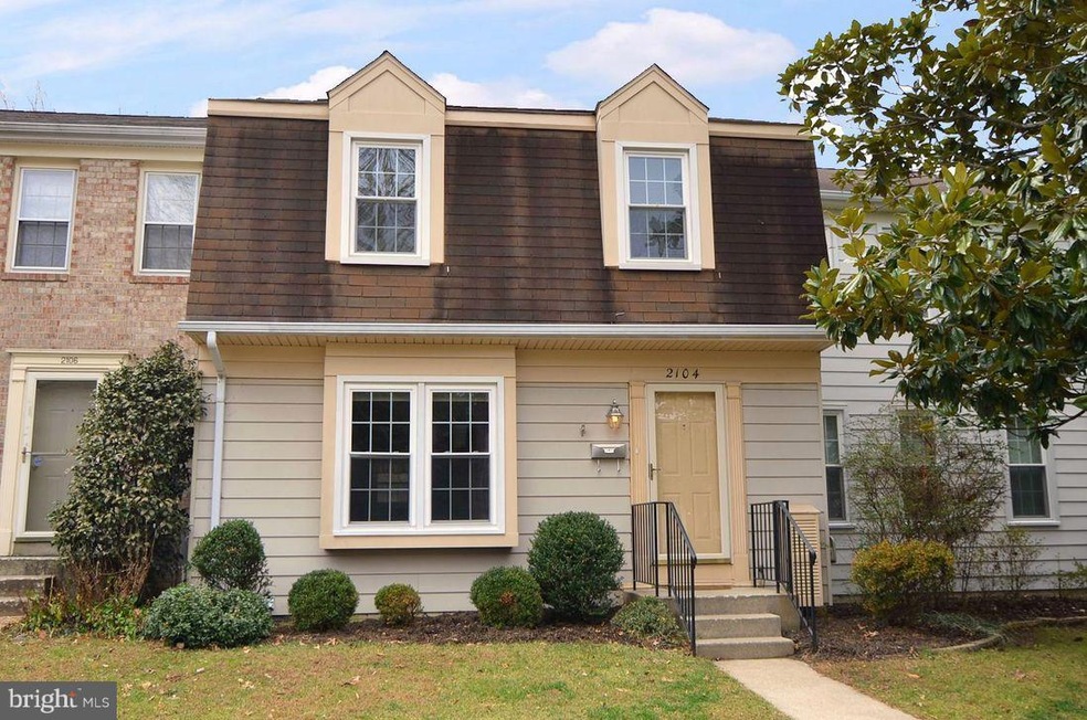 2104 Lang Dr, Crofton, MD 21114 - photo 1