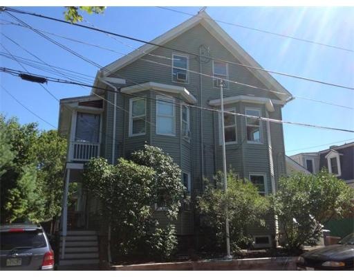 112 Massasoit St unit 114, Waltham, MA 02453 - photo 1