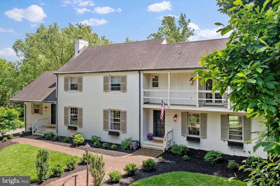 1713 Thornton Ridge Rd, Towson, MD 21204 - photo 1