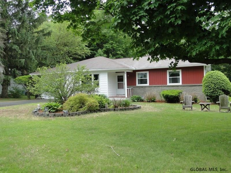 9 Phillip St, Troy, NY 12180 - photo 1