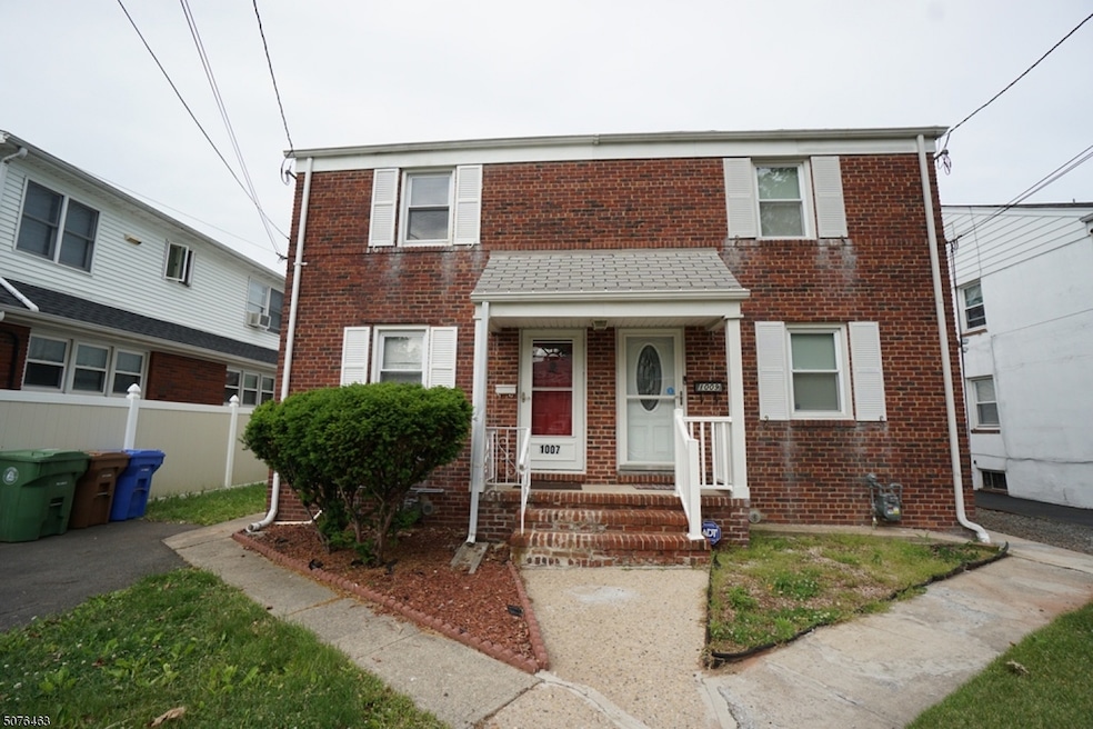 1007 Walnut St, Linden, NJ 07036 - photo 1