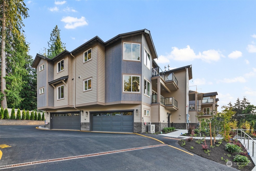 554 Paradise Ln unit C202, Edmonds, WA 98020 - photo 1