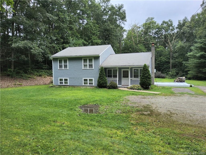 690 County Rd, Woodstock, CT 06281 - photo 1