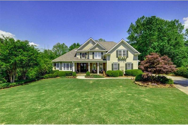 Perfection in sought after Richmond Glen Swim/Tenn