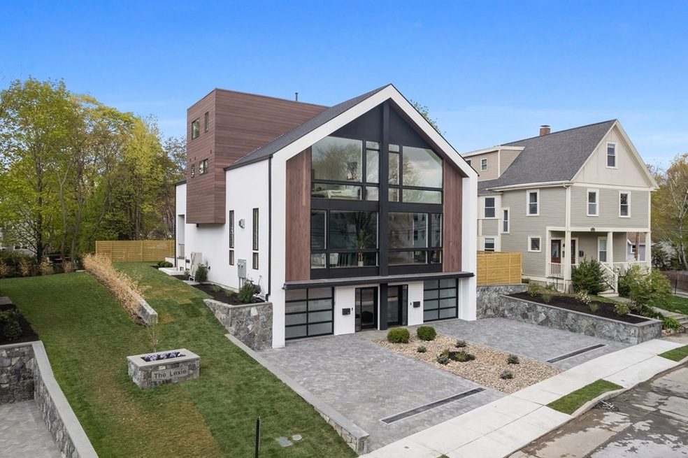 351 Linwood Ave unit 351, Newton, MA 02460 - photo 1