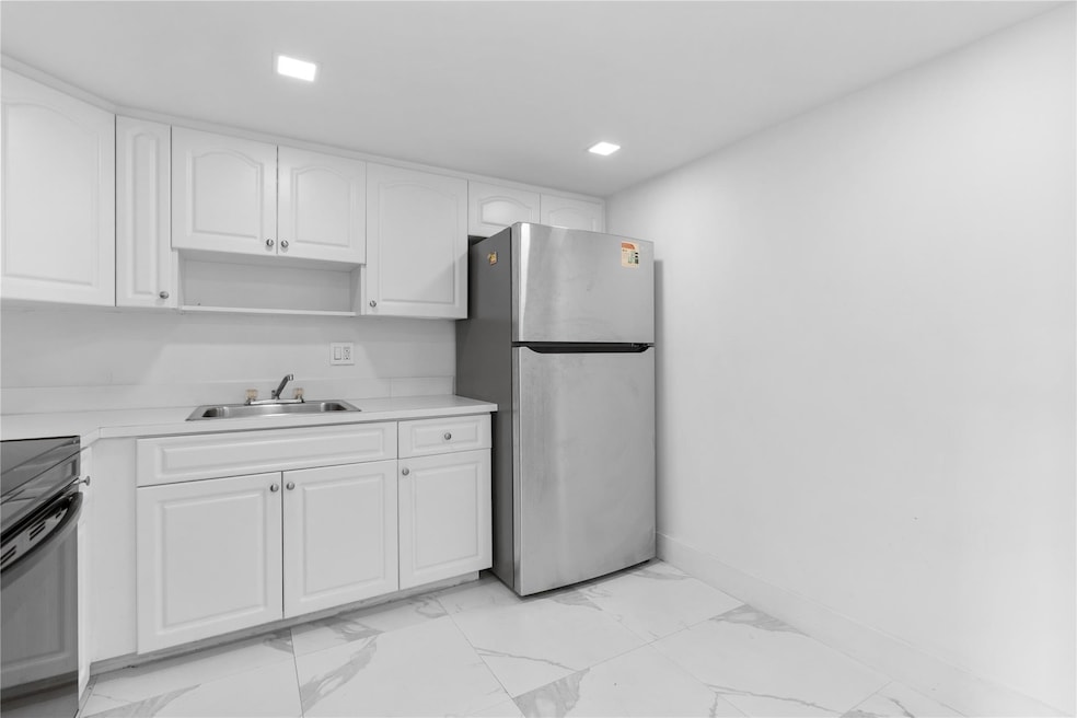 For Rent $1,800/month