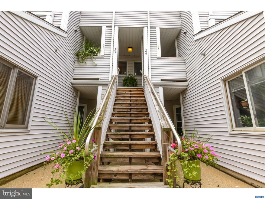 108 Madeline Ct unit 108, Newark, DE 19711 - photo 1