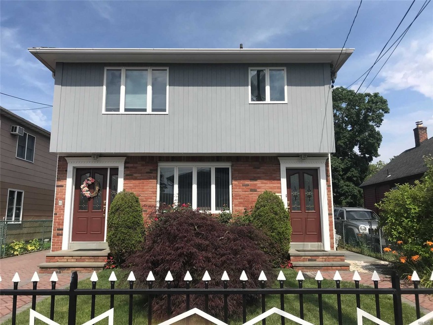 6 Hickory Rd, Port Washington, NY 11050 - photo 1