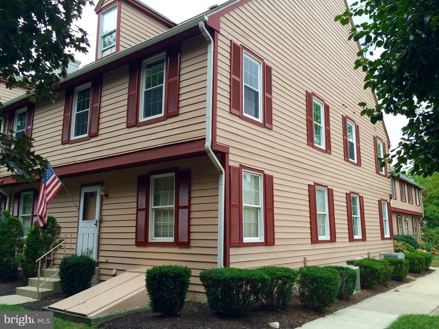 820 Westfield Dr, Cinnaminson, NJ 08077 - photo 1