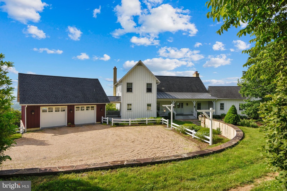 19304 Dodderidge Ct, Bluemont, VA 20135 - photo 1