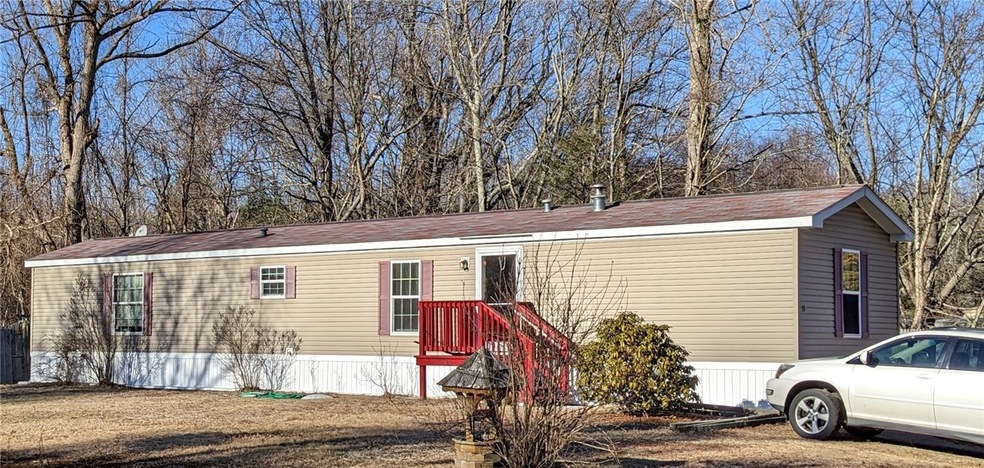 31 Diamond Hill Rd, Chepachet, RI 02814 - photo 1