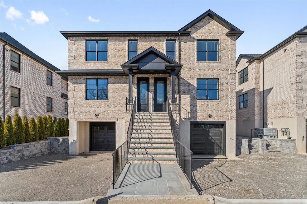 19 Barton Rd, Yonkers, NY 10701 - photo 1