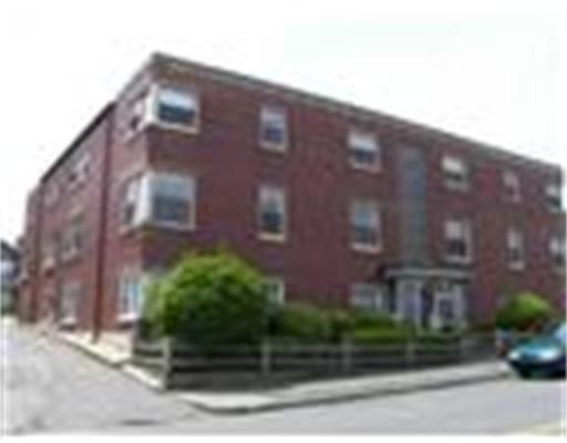 30 Ocean St unit 3, Lynn, MA 01902 - photo 1