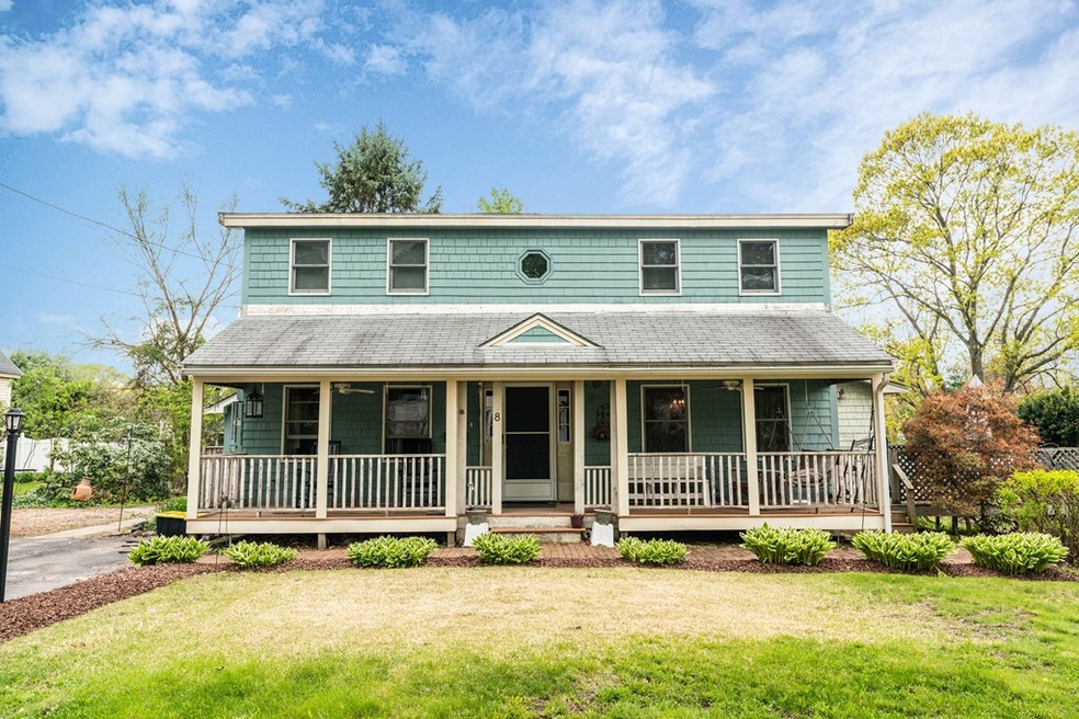 8 Wedgewood Ave, Billerica, MA 01821 - photo 1