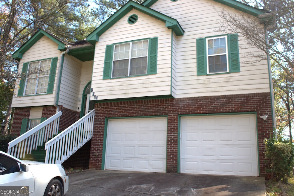 4620 Thomas Jefferson Ct, Stone Mountain, GA 30083 - photo 1