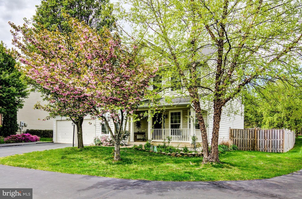 10200 Aqua View Ct, Nokesville, VA 20181 - photo 1