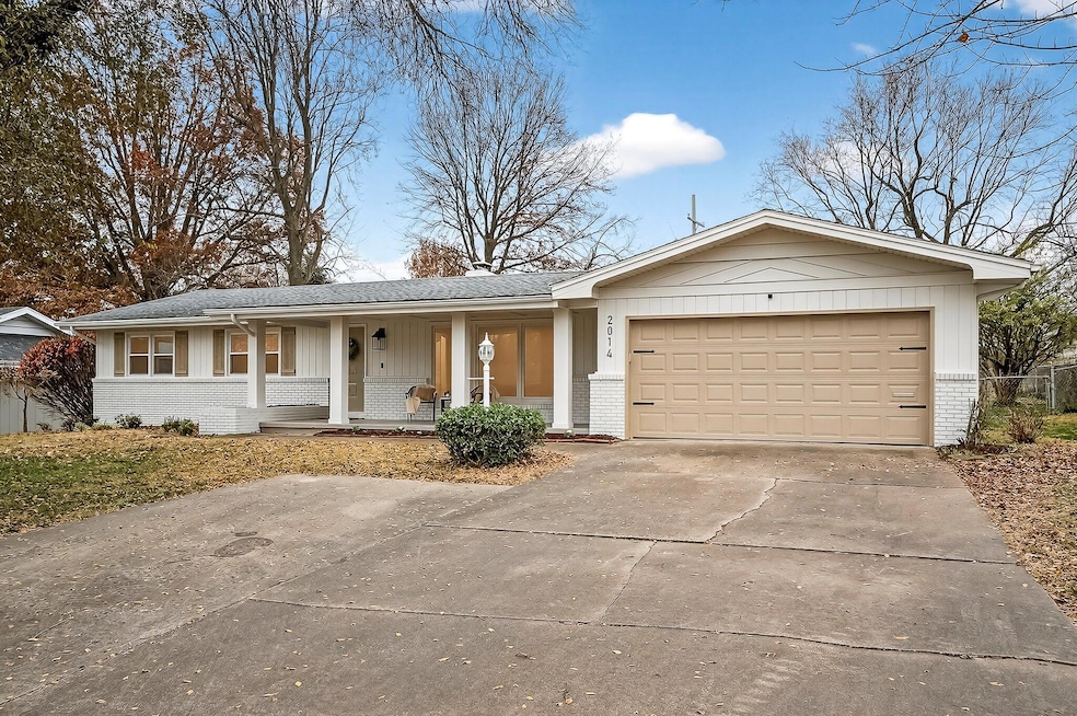 2014 E Edgewood St, Springfield, MO 65804 - photo 1