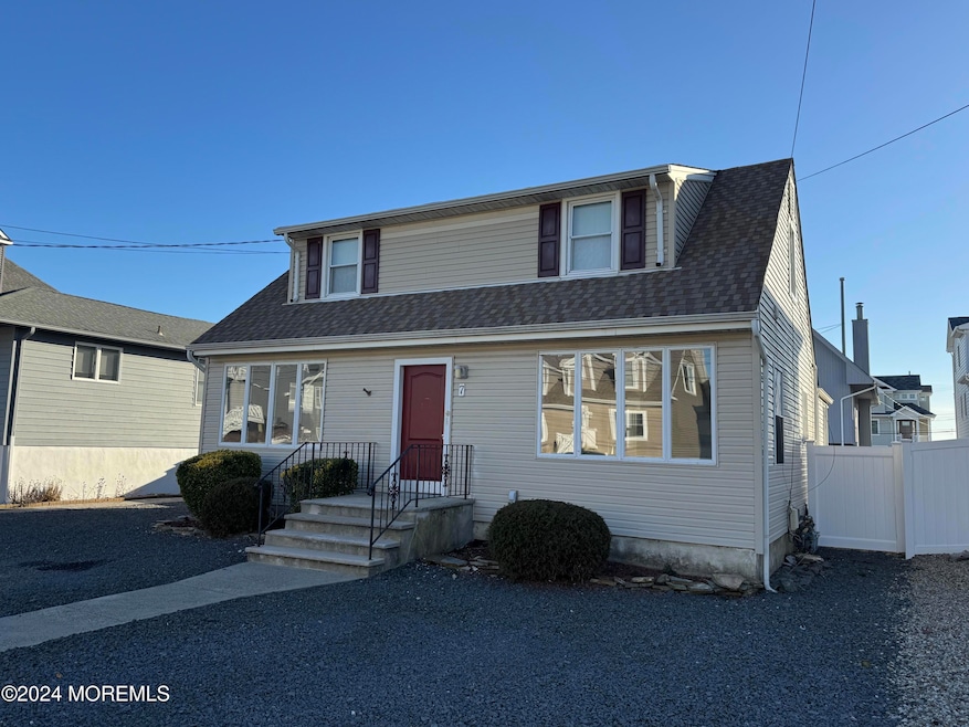 7 Point Rd, Toms River, NJ 08753 - photo 1