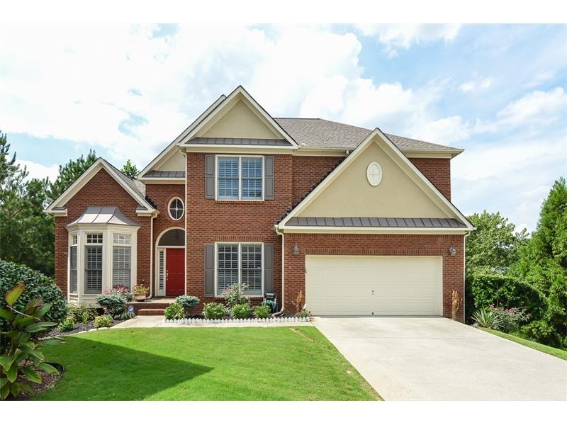 Lovely brick front home in desirable Ennisbrook sw