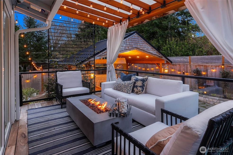 8104 228th St SW, Edmonds, WA 98026 - photo 1