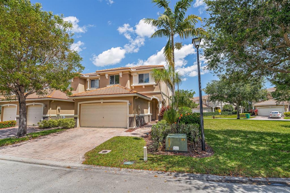 2111 Oakmont Dr, Riviera Beach, FL 33404 - photo 1