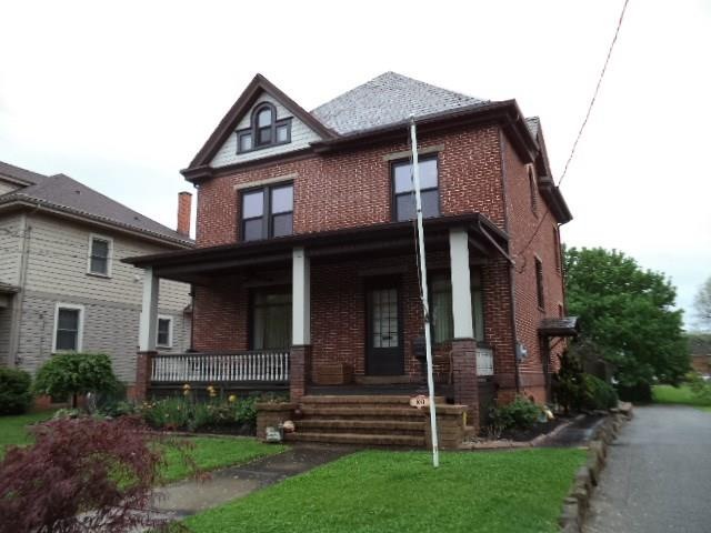 Welcome to 1041 4th Street - Classic All Brick 3-S