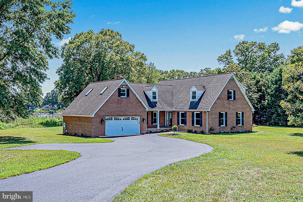 925 Sportsman Neck Rd, Queenstown, MD 21658 - photo 1