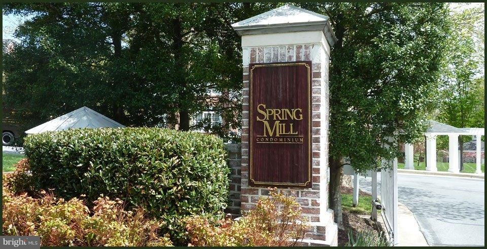 9208 Groffs Mill Dr unit 9208, Owings Mills, MD 21117 - photo 1