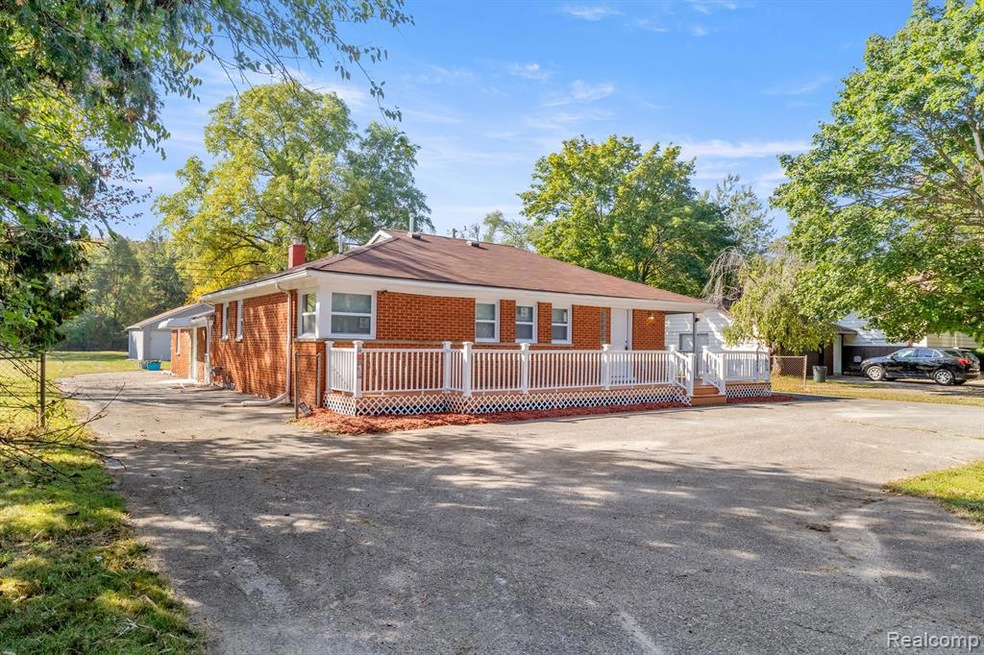 38135 Hixford Place, Westland, MI 48185 MLS 20230095632