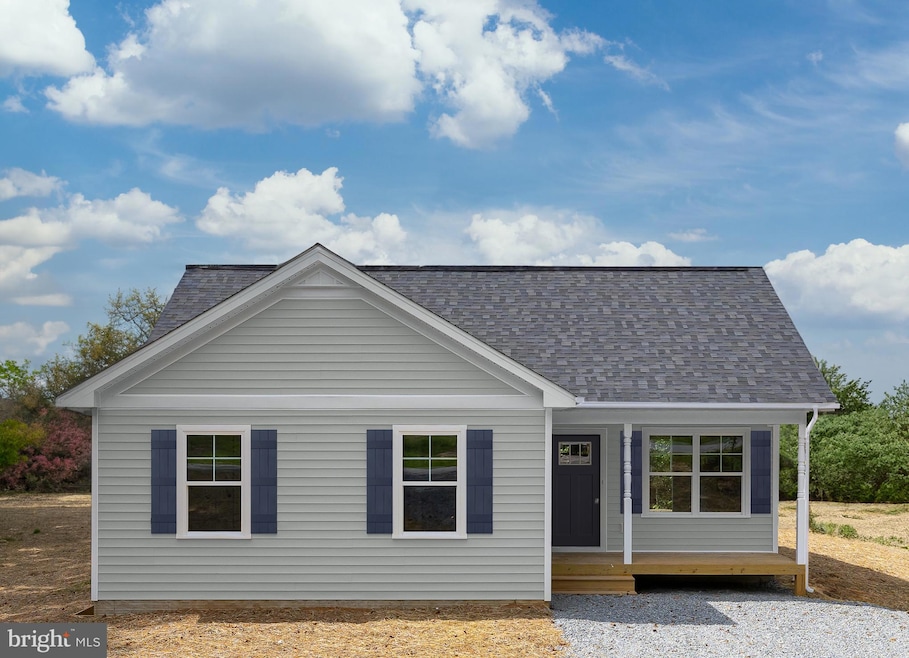 224 Latane Dr, Colonial Beach, VA 22443 - photo 1