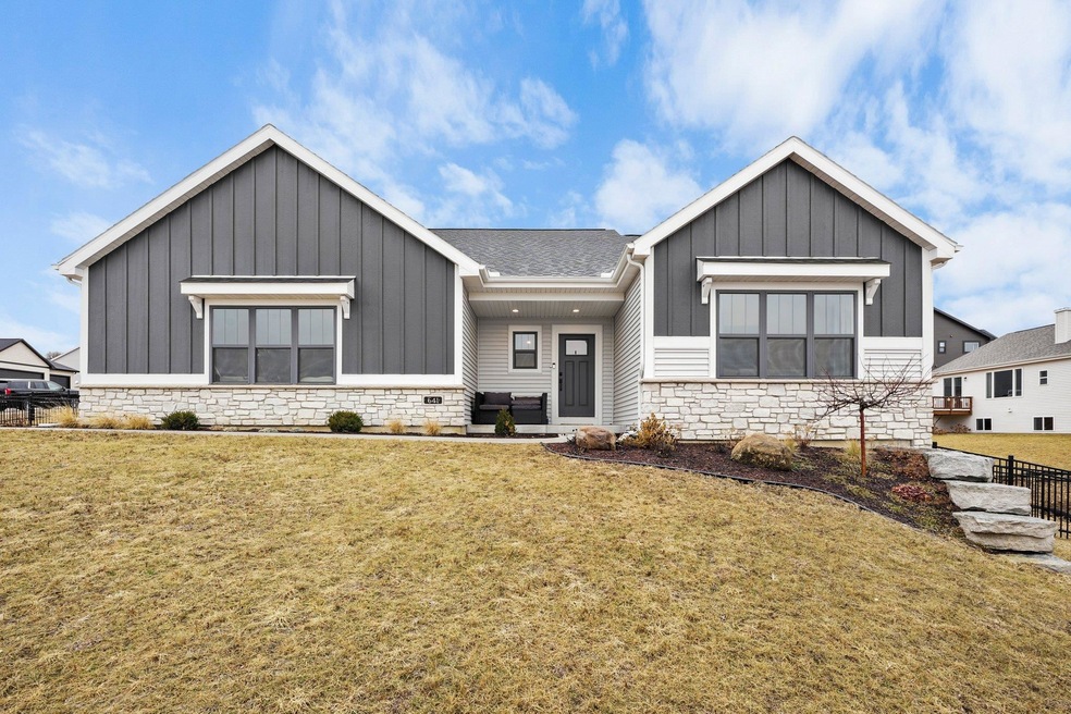 Sold $690,000 • Co-Listing Agent