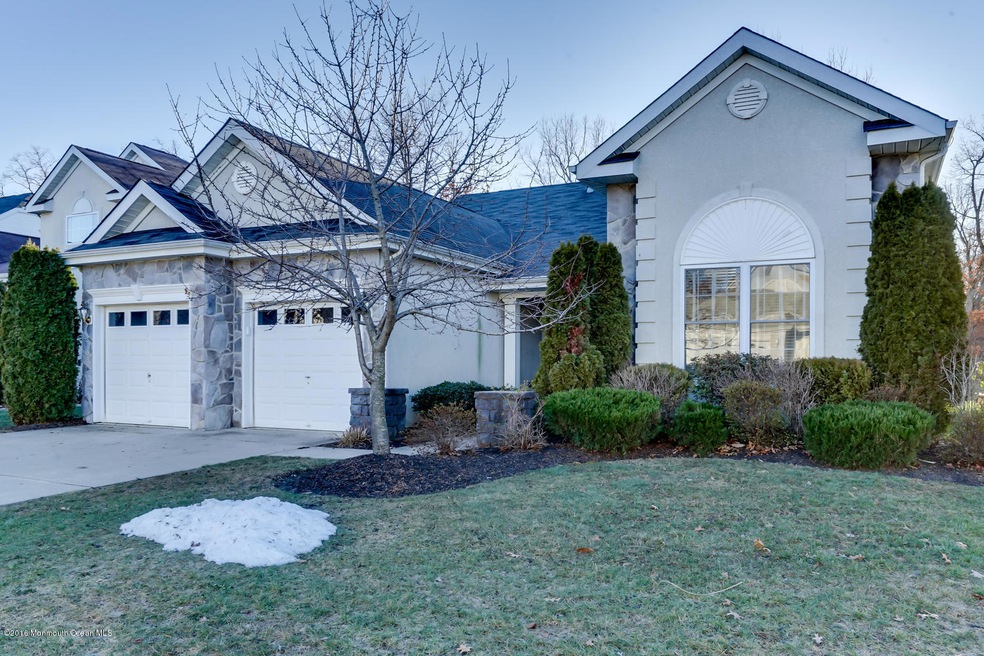 40 Cypress Point Ln Jackson NJ-large-001