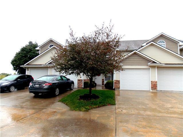 21136 Millridge St, Spring Hill, KS 66083 - photo 1