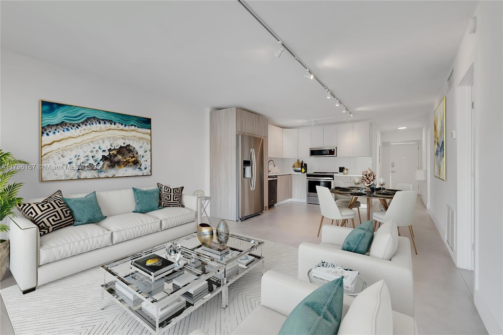 240 Galen Dr unit 308, Key Biscayne, FL 33149 - photo 1